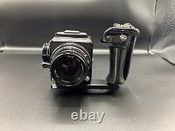 Hasselblad 500CM Camera, Zeiss Planar 2.8, 80 mm T lens, 2 Film Backs Kit Ex++