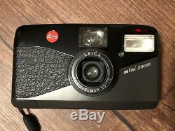 Leica Mini Zoom 35mm Point & Shoot Film Camera Date Data Back Vario-Elmar